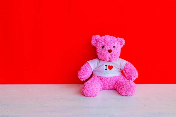 Ahşap Tahta Masa Üstü Kırmızı Pembe Renkli Arka Plan Valentine — Stok fotoğraf