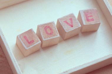 sevgi sözcüğü blok