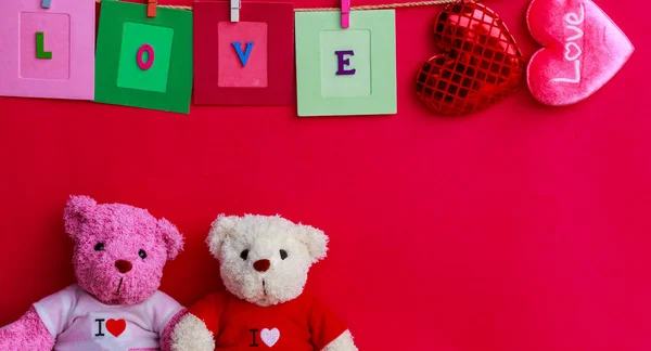 Muñeca Oso Tablero Madera Mesa Con Fondo Color Rosa Rojo — Foto de Stock