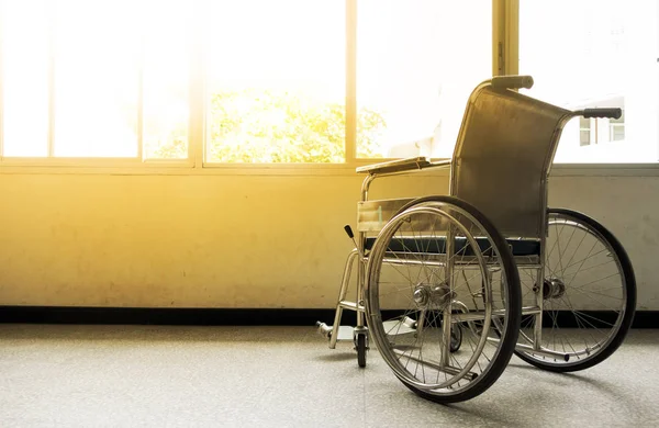 病院の車椅子は — ストック写真