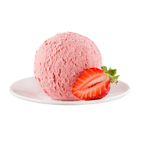Paletta rosa gelato con fetta di fragola su piatto isolato su fondo bianco . — Foto Stock