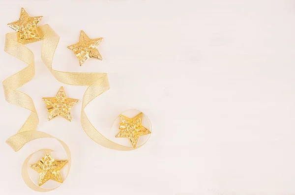 Christmas Happy Background Gold Stars Curl Ribbons Soft White Wood — Stock Photo, Image