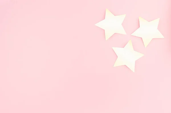 Neujahr Modernen Stilvollen Hintergrund Goldene Sterne Auf Pastellrosa Farbe Draufsicht — Stockfoto