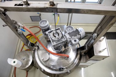 Kozmetik endüstrisi ekipmanları ve üretim süreci