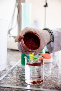 Kozmetik endüstrisi ekipmanları ve üretim süreci