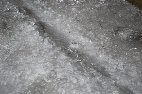 Mudanças Meteorológicas Caem Dos Ciclones Que Pingam Neve Primavera Vem — Fotografia de Stock