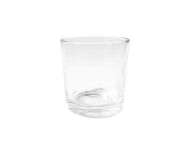 Kırpma yolu olan beyaz arkaplanda küçük bir cam parçası