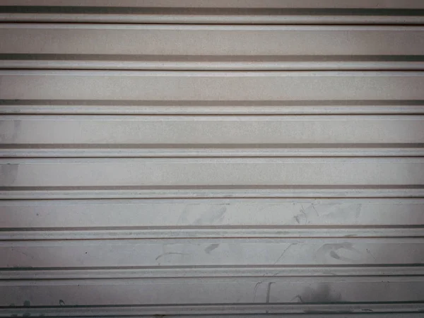 带有不锈钢质感背景的车库 设计用墙纸 — 图库照片
