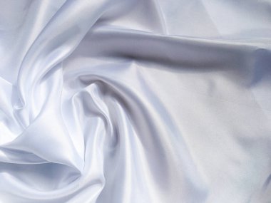 Beyaz buruşuk kumaş dokusu arka planı. Tasarım için kıvrım dalgalı ipek perde