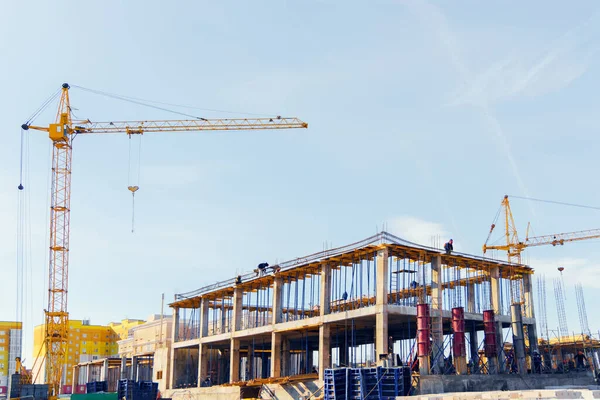 View of the construction site. Tower crane at a construction site. Monolithic frame of the building — Stock Image View Construction Site Tower Crane Construction Site Monolithic Frame Building Stock Image