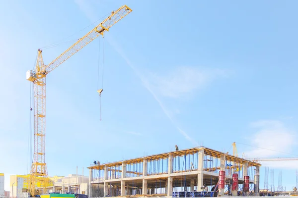 View of the construction site. Tower crane at a construction site. Monolithic frame of the building — Stock Image View Construction Site Tower Crane Construction Site Monolithic Frame Building Stock Image