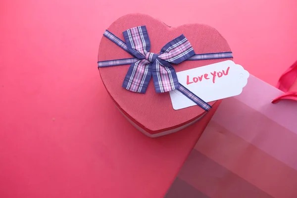Hear shape gift box with love you text — Stock Photo, Image