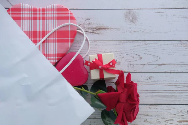 Top view of valentine day gift box on table — Stock Photo, Image