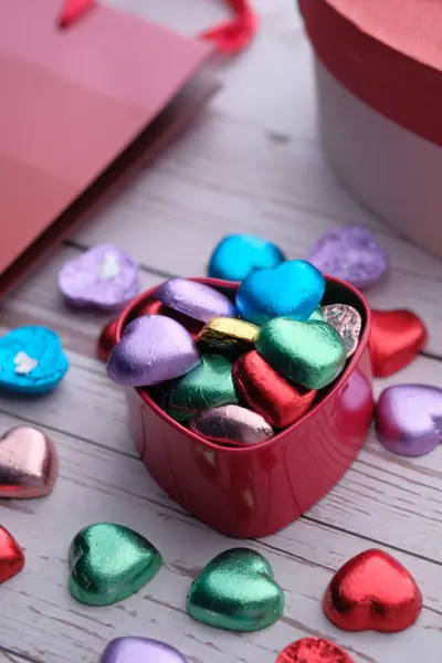 Closeup of heart shape candy in a gift box on table — Stock Photo, Image