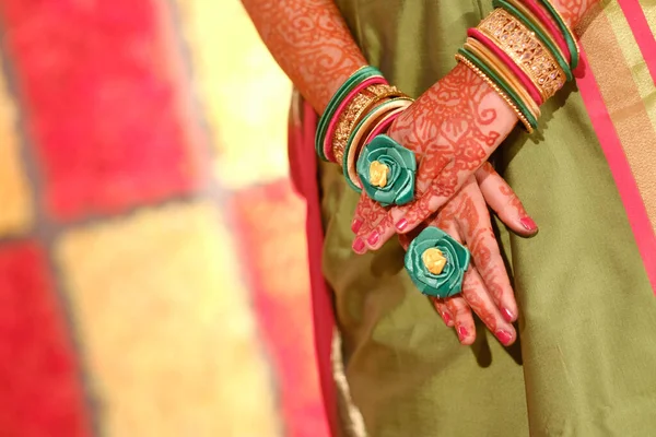 Közelkép indiai menyasszony ékszerekkel — Stock Fotó