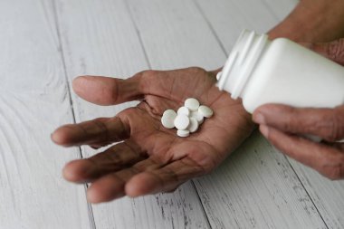 Hap alan son sınıf kadınlarına yakın çekim 