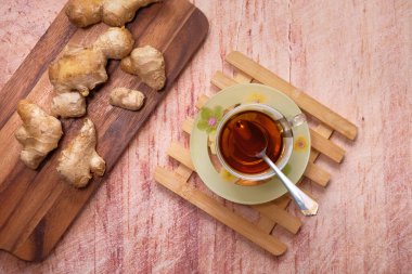 Masada zencefilli yeşil çay, üst manzara. 