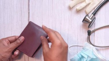 Yüksek maske ve artan talep fiyatı