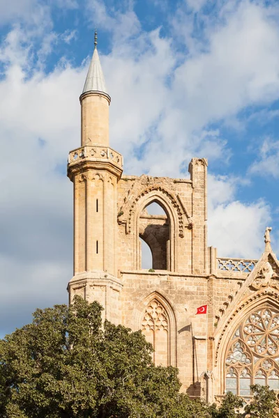 Minaret Nicholas Cathedral Lala Mustafa Moskén Staden Famagusta Katedralen Ligger — Stockfoto