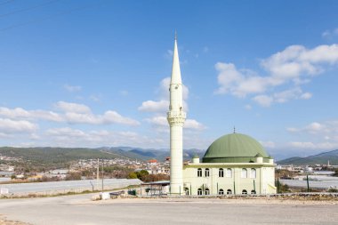 Mustafa Ersoy Camii, Türkiye 'nin güneyindeki Alanya ilinde yer alıyor..