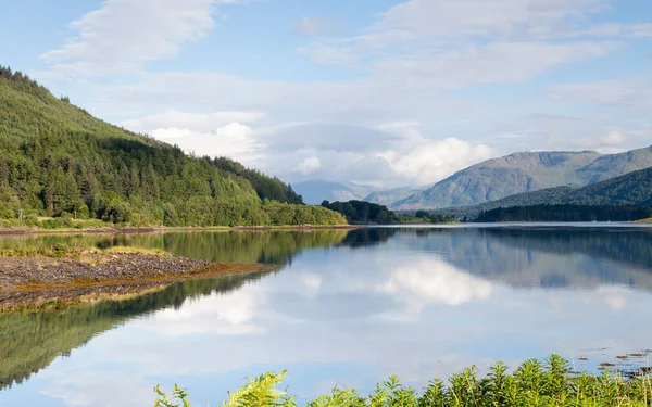 Loch Leven Vista Través Loch Leven Desde Ballachulish Hacia Ballachulish —  Fotos de Stock