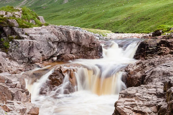 Rzeka Etive Kaskady Wodne Dół Rzeki Etive Glen Etive Szkockich — Zdjęcie stockowe