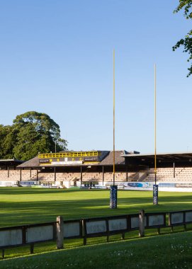 Melrose, İskoçya 'daki Melrose Rugby Union Club' ın dışında. Kulüp ragbi yedililerinin evi olmakla gurur duyar..