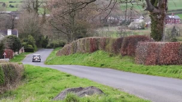 Une Bentley 1934 Grimpe Southwaite Hill Cumbria Angleterre Les Voitures — Video