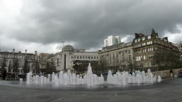 Zeitraffer Aufnahme Eines Wasserspiels Piccadilly Gardens Manchester Nordengland — Stockvideo