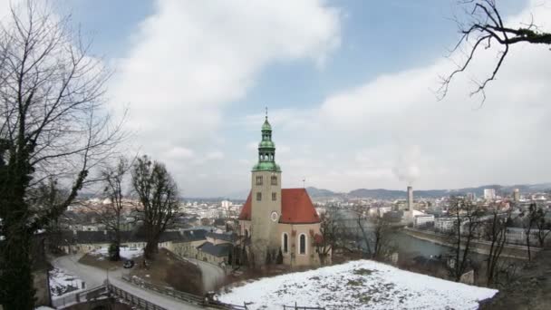 Zimowy Widok Kościół Parafialny Mulln Kościół Katolicki Salzburgu Austria — Wideo stockowe