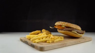 Fast food kötü yemek.