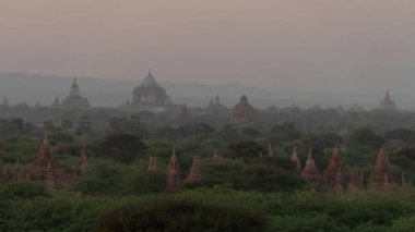 Bagan stupas pagodas antik şehir burma myanmar gün batımı zaman aşımı