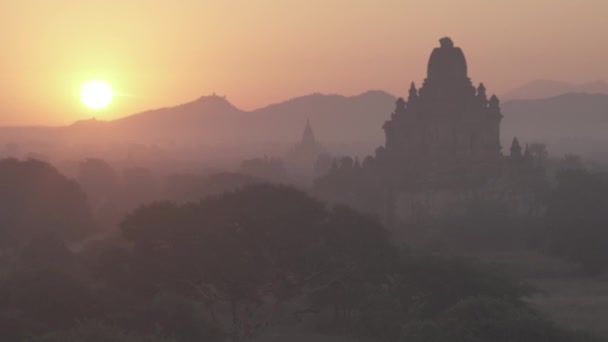 Bagan Stupas Pagodas Ancient City Burma Myanmar Sunrise — стокове відео
