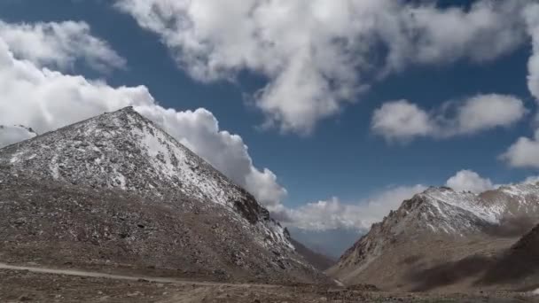 Ладакх Индия Гималая Гора Чанг Горный Перевал Облака Времени Истекли — стоковое видео