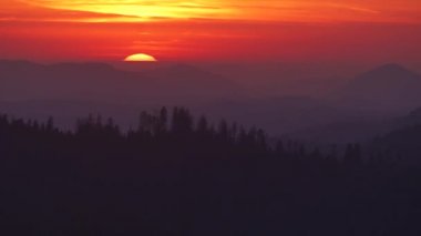 sequoia national park sunset on horizon