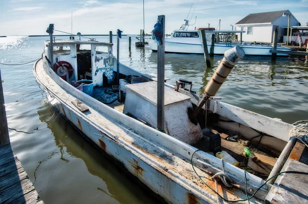Starý rybářský člun na Chesapeake Bay — Stock fotografie