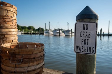 Bushel baskets for Maryland blue crabs clipart