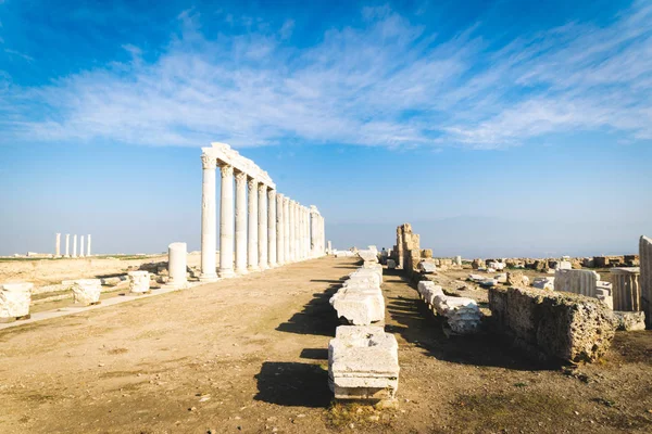 Стоячі Стовпи Колони Інші Оргінальні Артефакти Місці Реконструкції Лаодикії Туреччині — стокове фото