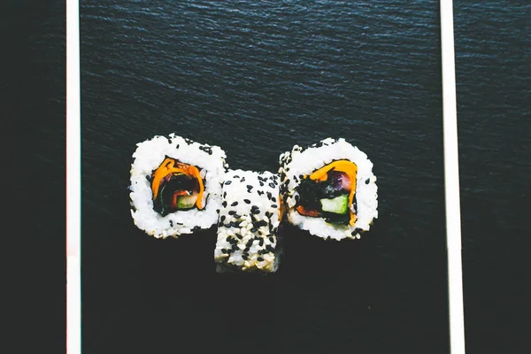 Dos ojos y la nariz og Sushi — Foto de Stock