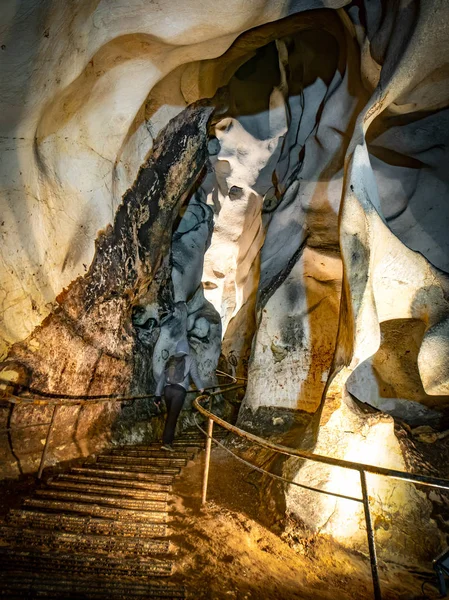 Dramatische Magura grot van binnenuit in Bulgarije — Stockfoto