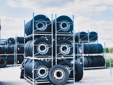 Lorry tyres for sale
