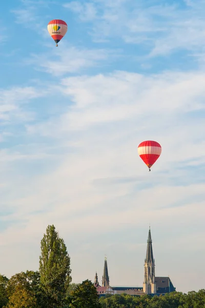 Olomouc Repubblica Ceca Agosto 2017 Mongolfiere Che Sorvolano Città Olomouc — Foto Stock