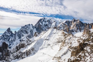 Güzel karlı Dağları Kuzey İtalya