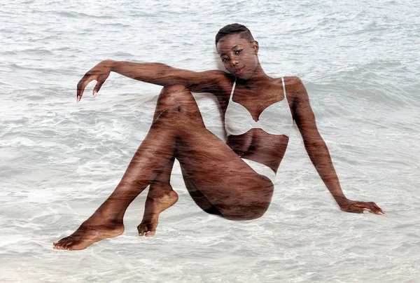 Double exposure of relaxed african girl portrait and sea waves — Stock Photo, Image