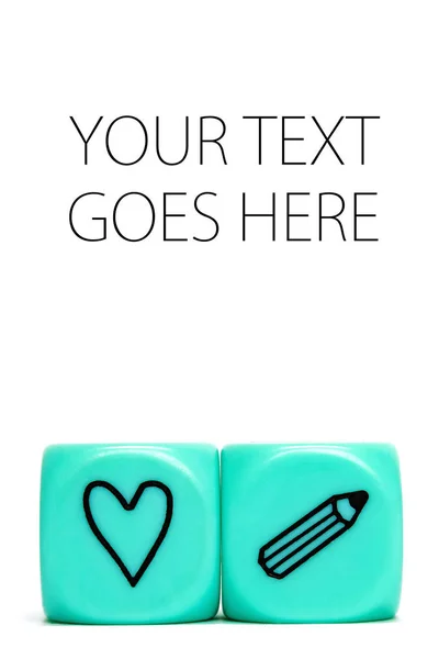 Turquoise conceptuele dobbelstenen - liefde voor schrijven, kaart — Stockfoto