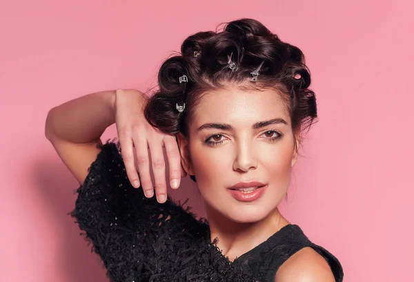 Beautiful woman portrait wearing hair clips and smiling — Stock Photo, Image