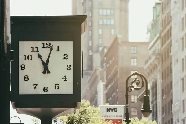 A las once, reloj en Nueva York — Foto de Stock