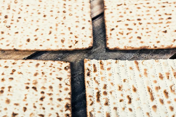 Fısıh üzerinde Yahudi matza — Stok fotoğraf