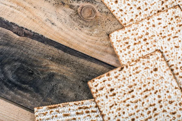 Jüdische Matza zu Pessach — Stockfoto