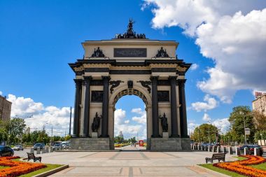 Zafer kapısı üzerinde Kutuzov Avenue